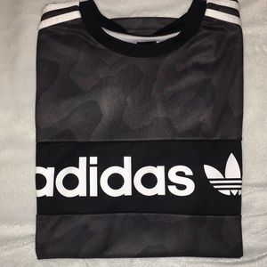 Adidas black/gray soccer jersey